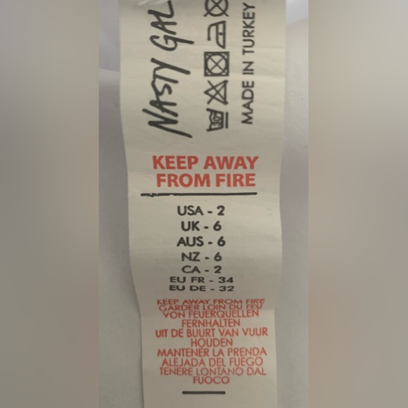 Nasty Gal Classic Oversized White Collared Up Down Shirt - Picture 6 of 7